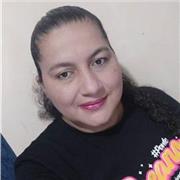 Soy docente Licenciada en Básica primaria con énfasis en matemáticas, tengo más de 12 años de experiencia con niños, he sido unidocente y he dictado en 3, 4 y 5 grado solo la asignatura de matemáticas